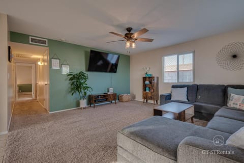 A WAVE FROM IT ALL - Pet & Family Friendly Home with Beautiful Views! House in Lake Havasu City