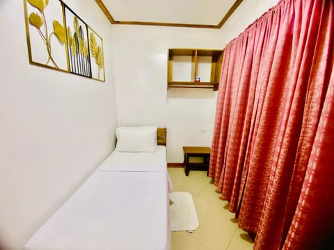 LADY GHAGHA ROOM RENTALs Apartment in San Vicente