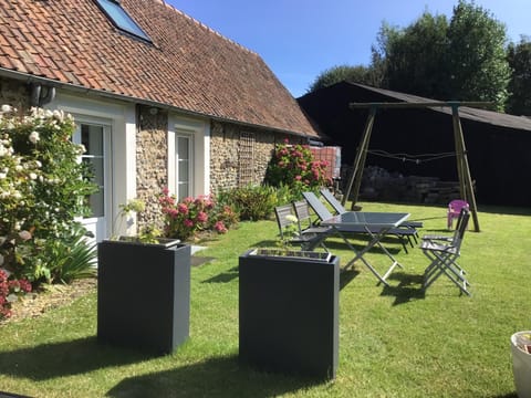 Garden, sunbed
