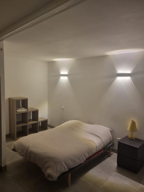 Jolie grand appartement T2 Condo in Solliès-Toucas