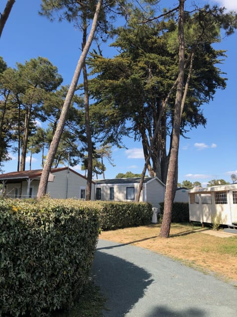 Camping maeva Club Les Préveils Campground/ 
RV Resort in La Tranche-sur-Mer