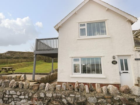 2 Salt Cottage House in Unnamed Road