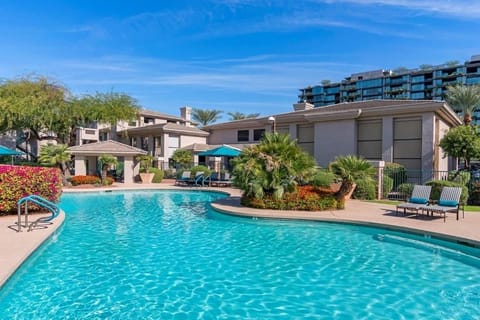 Pure Suites Furnished 1, 2 and 3 Bed Apts Pool Gym Scottsdale Quarter Condo in Kierland