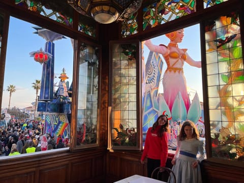 Communal lounge/ TV room