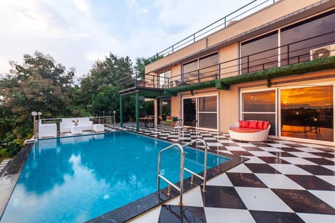 StayVista's Vine & Splash - Riverside villa with an infinity pool and Terrace Villa in Maharashtra