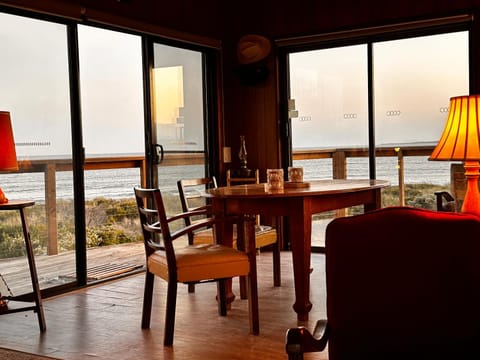 View (from property/room), Dining area, Sea view