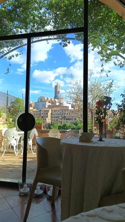 View (from property/room), Balcony/Terrace, Breakfast