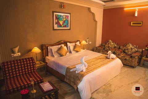 Hotel Meenakshi Udaipur - Family Preffered Hotel Hotel in Udaipur