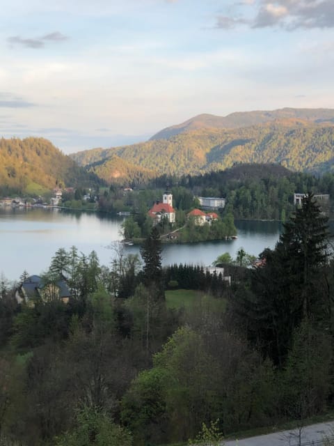 Nearby landmark, Natural landscape, Lake view