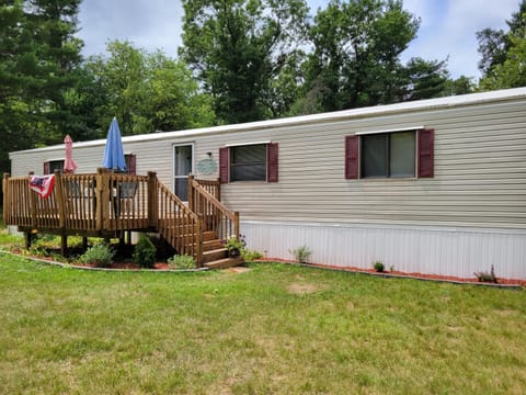 Full Moon Cabin Maison in Castle Rock Lake