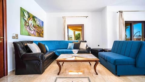 Grand Olympia,Luxury, spacious indoor&outdoor area Villa in Crete