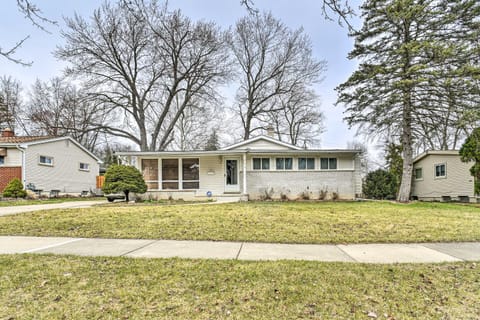 Bright Ann Arbor Home with Yard, 3 Mi to U of M House in Ann Arbor