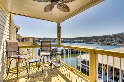 Lakefront Osage Beach Condo with Pool Access! Apartment in Osage Beach