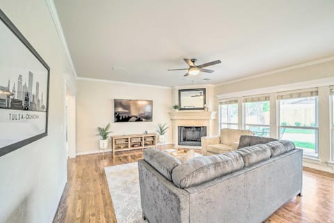 Pet-Friendly Tulsa Escape with Private Hot Tub! House in Tulsa