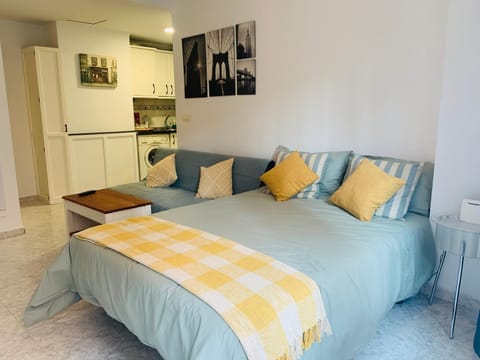 ACUARIO 22 Apartment in Torremolinos