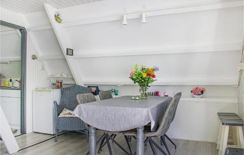 Amazing Home In Groote Keeten With Kitchen Maison in Callantsoog