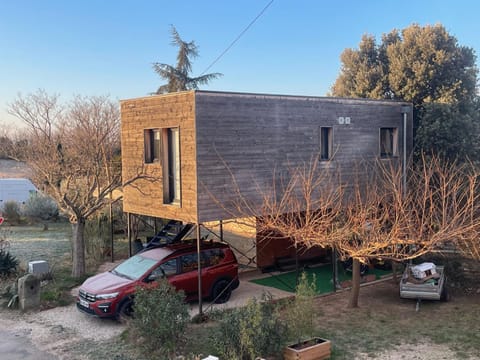 campdebaseventoux, vue sur le ventoux insolite House in Bédoin