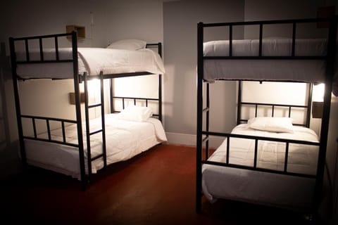 Area and facilities, bunk bed