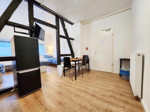 1 Room Apartment in Burscheid Condo in Leverkusen