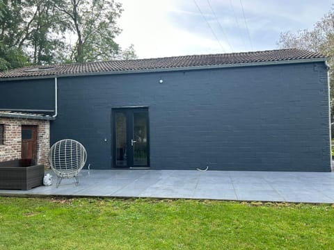 Guest House en famille ou en couple à la campagne Apartment in Liège