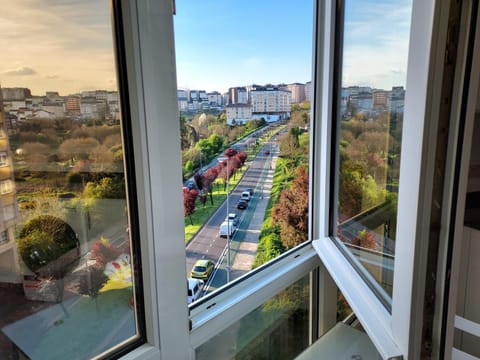 Nearby landmark, View (from property/room), Street view