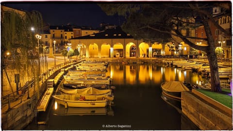 Spring, Night, On site, Lake view, Landmark view, Street view