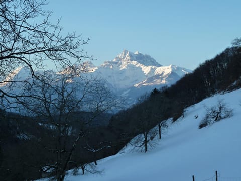 Nearby landmark, Natural landscape, Winter, Mountain view