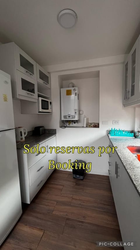 Kitchen or kitchenette, minibar, pet friendly, stove