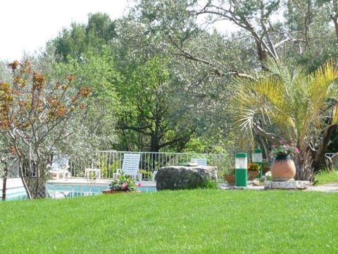 Garden, Swimming pool