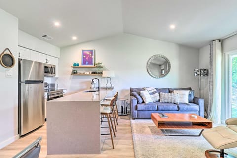 Remodeled Zilker Townhome with Yard Walk to SXSW! Casa in Zilker