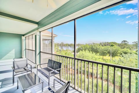 Patio, Seating area, Garden view