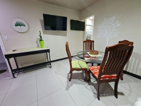 Fully-equipped 2-bedroom apartment in San José Copropriété in San Jose
