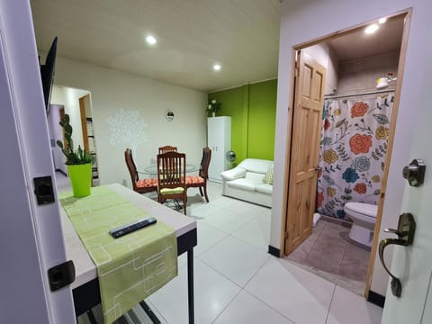 Fully-equipped 2-bedroom apartment in San José Condominio in San Jose