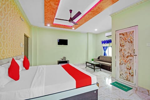 Collection O 87025 Pink House Hotel in Kolkata