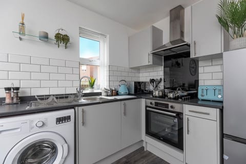2 Bedroom Apartment in Darlington with Free Parking & Smart TV Apartment in Darlington