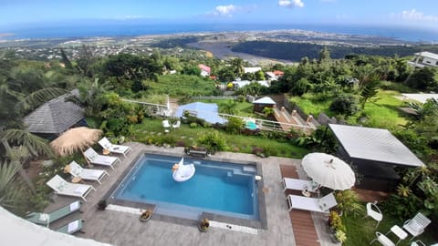 Bird's eye view, Pool view, Sea view, Swimming pool