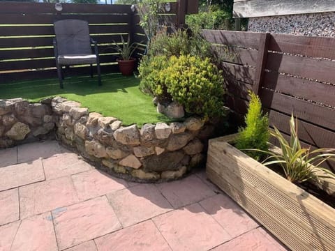 Patio, Garden view