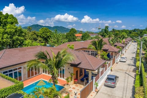 Rawai Private Villas - Pools and Garden Chalet in Rawai