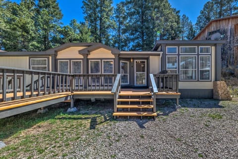 Cozy Cloudcroft Cabin with Deck and Gas Grill! Maison in Cloudcroft