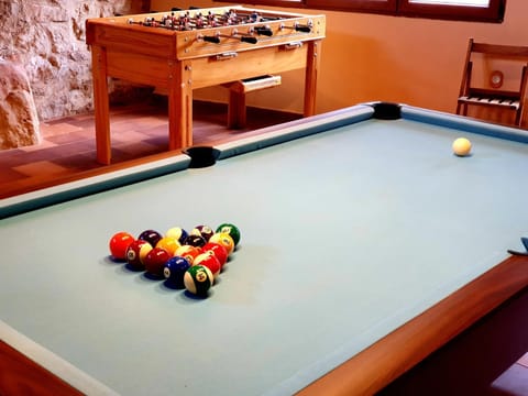 Billiard, Game Room, Area and facilities