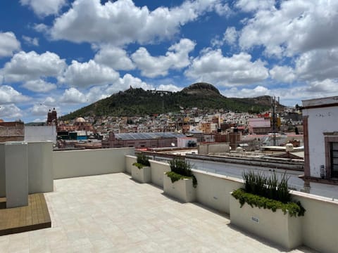 Balcony/Terrace, City view, Street view