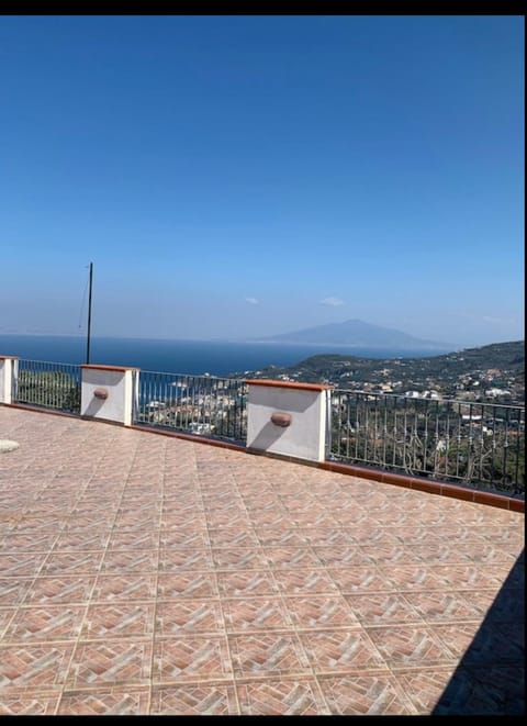 Villa con vista sul golfo di Napoli e isola di Capri Condo in Massa Lubrense