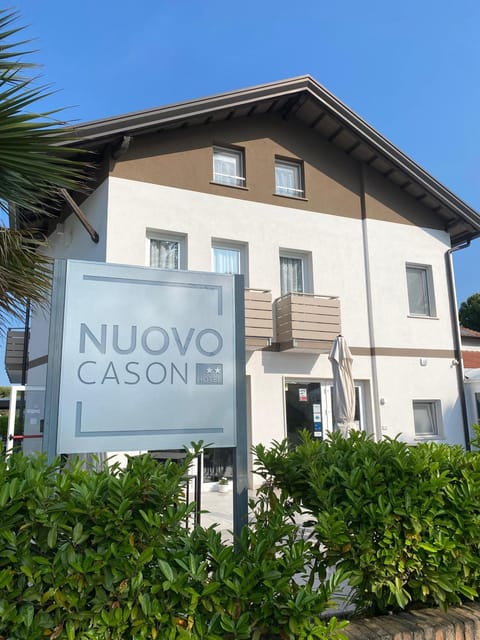 Property building, Neighbourhood, Bird's eye view, View (from property/room), Garden view, Street view, Quiet street view