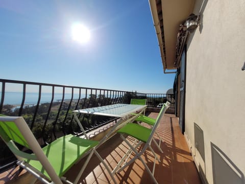 Balcony/Terrace, Balcony/Terrace, Sea view