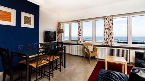 Living room, Dining area, Sea view