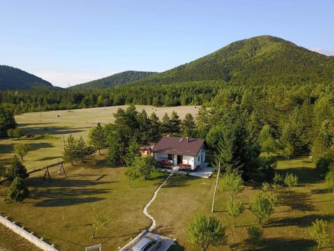 Facade/entrance, Off site, Neighbourhood, Bird's eye view, On site, Garden view, Mountain view