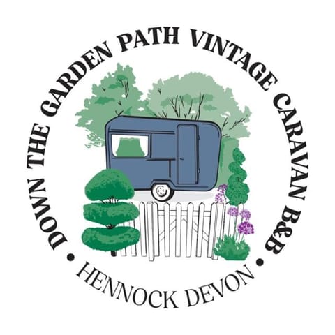 Down The Garden Path Vintage Caravan B&B , Dartmoor Bed and breakfast in Bovey Tracey