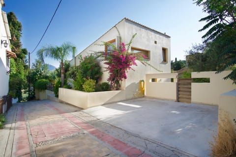 Heraklion-Knossos Luxury Home Villa in Heraklion