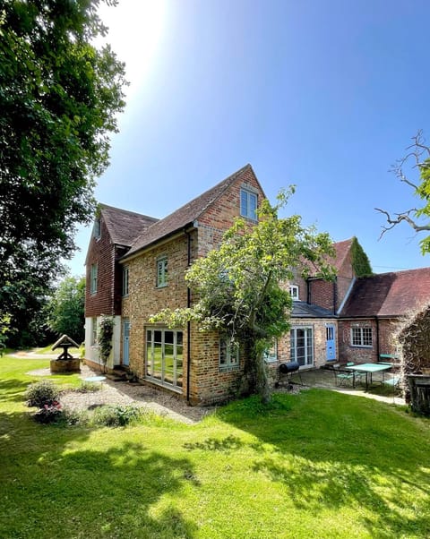 Property building, Spring, Day, Summer, Garden, Garden view