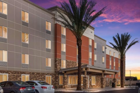 WoodSpring Suites Mesa Chandler Hotel in Gilbert